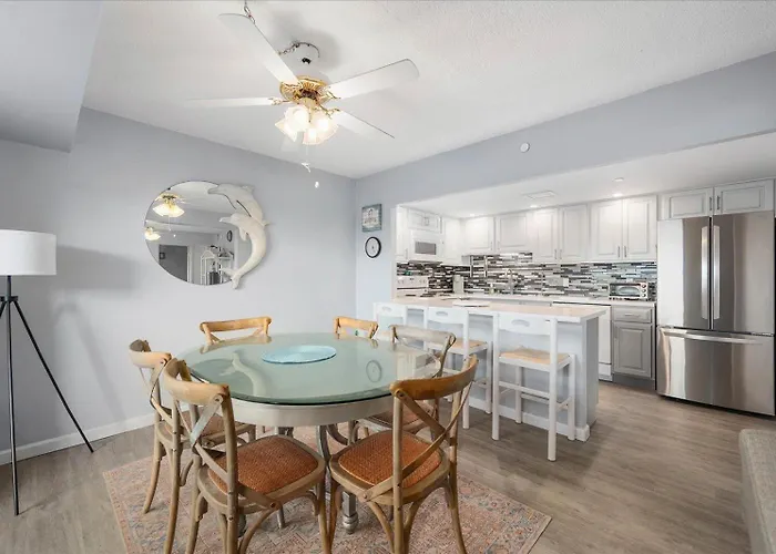 Beautifully Upgraded 1 Bedroom Ocean View Condo! * Ocean Stadt