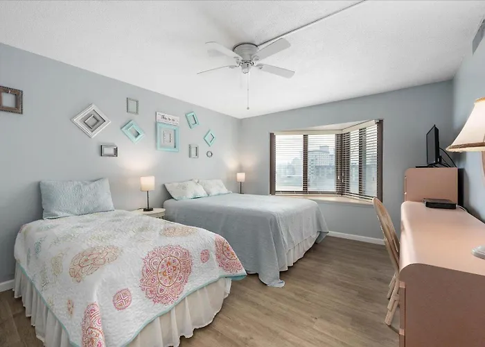 Ferienhaus Beautifully Upgraded 1 Bedroom Ocean View Condo! *