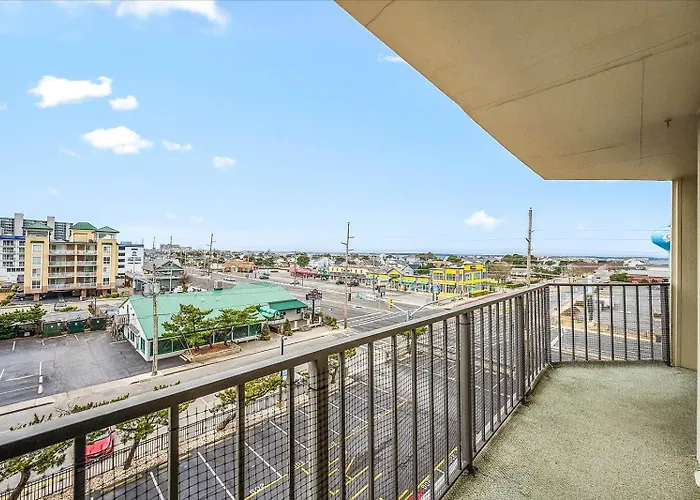 Ferienhaus Beautifully Upgraded 1 Bedroom Ocean View Condo! Ocean Stadt